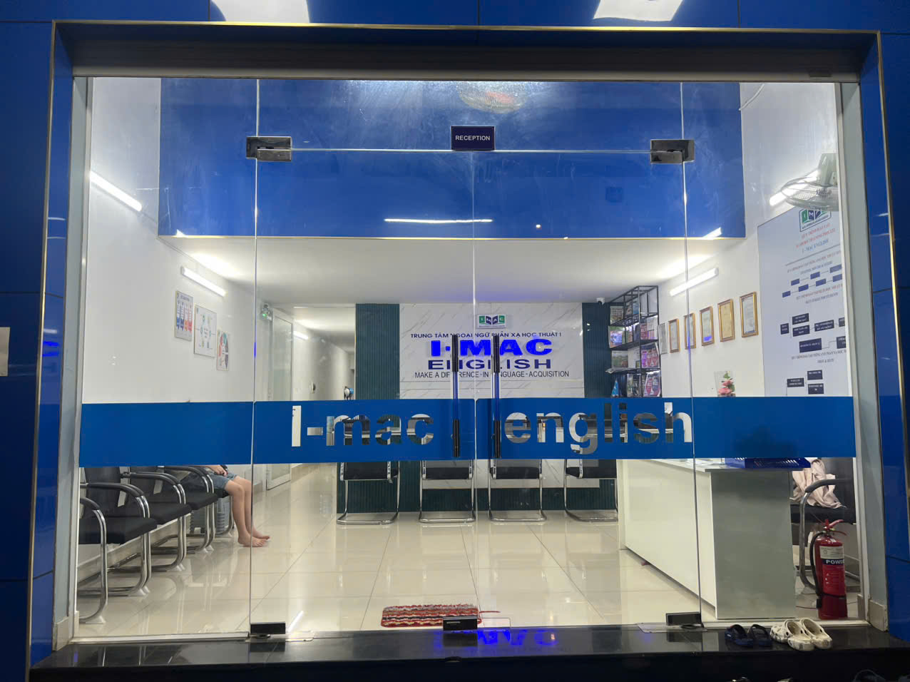 Trung tâm tiếng anh I-MAC English